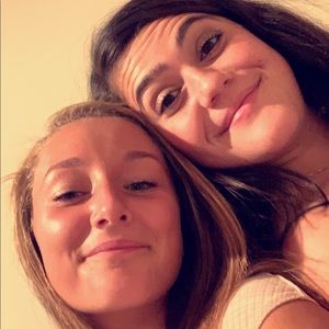 Meet your Posher, Christina